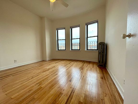 5th image of 4350 N Ashland Ave #8a183e0c2