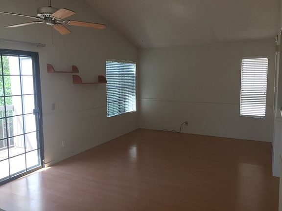 2nd image of 2381 Archwood Ln Unit 181