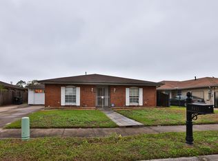 8411 Lomond Rd, New Orleans, LA 70127