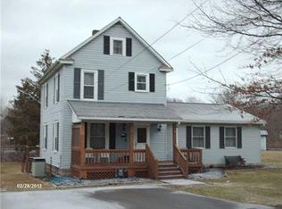 515 E Pine St, Grove City, PA 16127