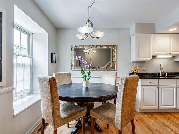 4th image of 2566 Scioto View Ln