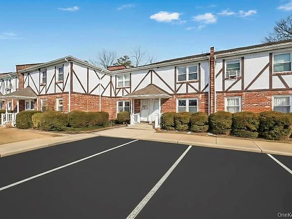 4th image of 2066 Lakeview Road #A