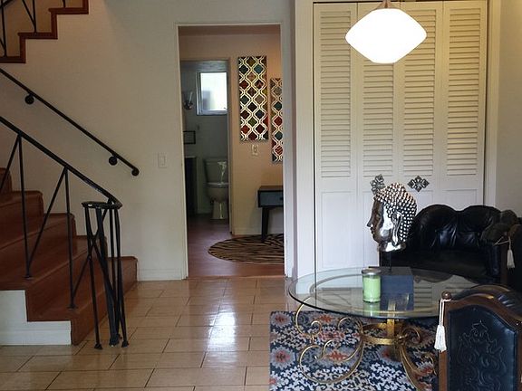 Huge Entry
						:
						13x10 With 2 Storage Closets