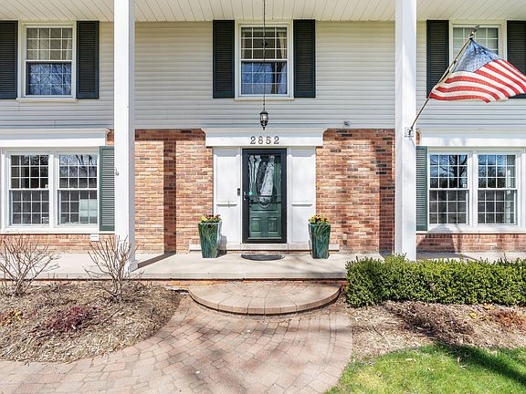 3rd image of 2852 Masefield Ct
