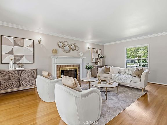 5th image of 2490 Adair St