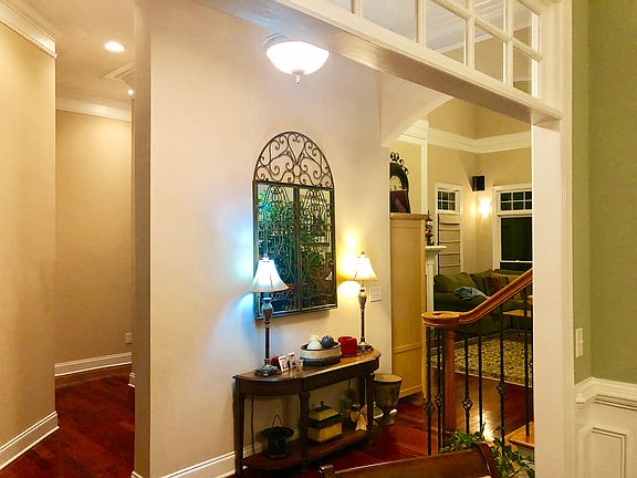 5th image of 1120 Ridgeview Ln