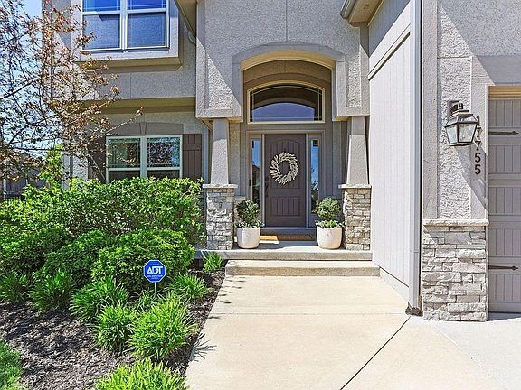 2nd image of 17755 N Alder Ct