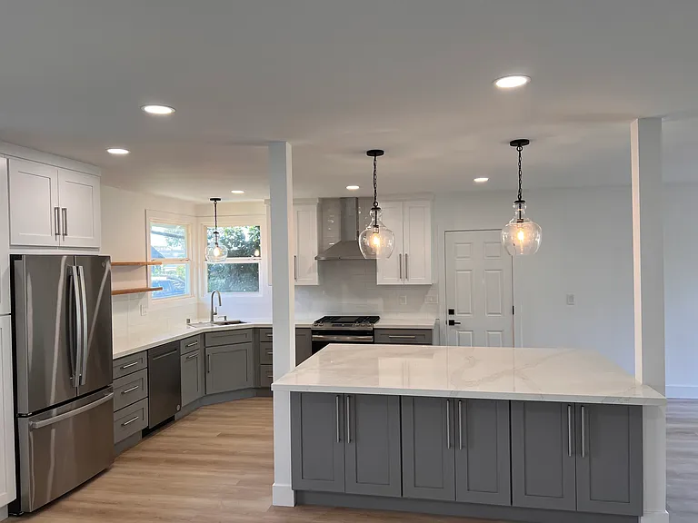 137 Sylvan Ave — Photo 1