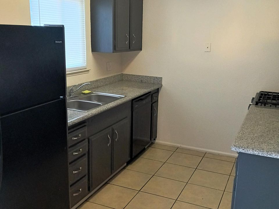 1st image of 216 E Granger Ave APT 17
