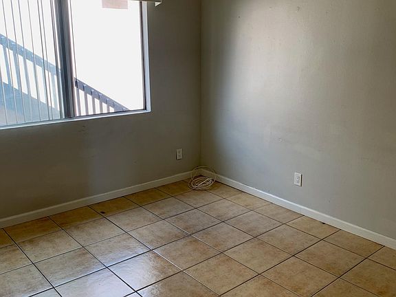 2nd image of 4077 48th St #6