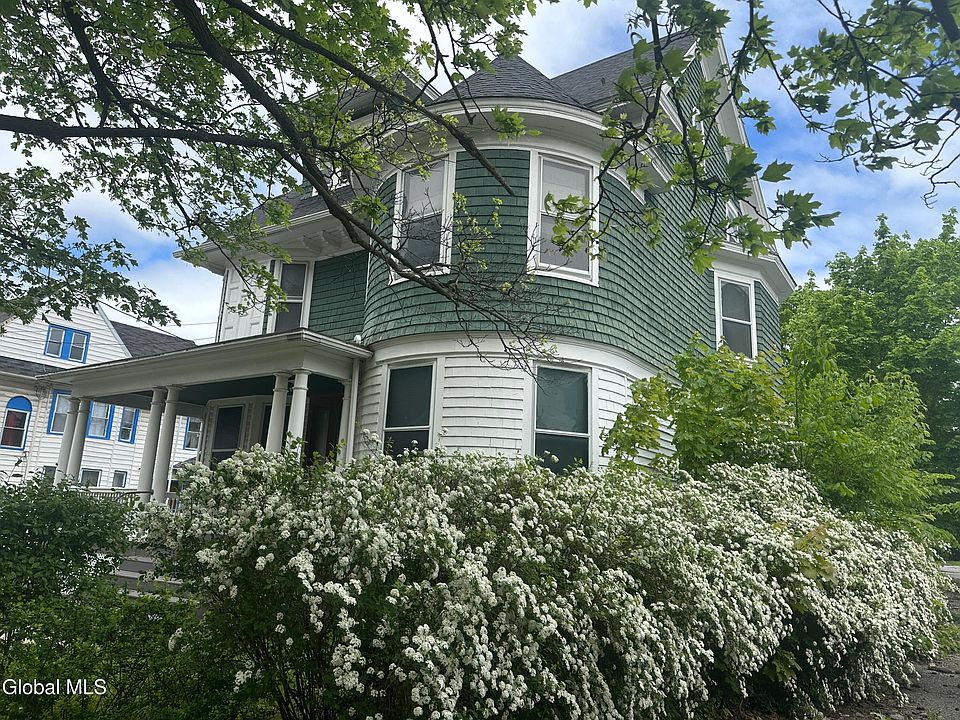 1st image of 4 Watson Place