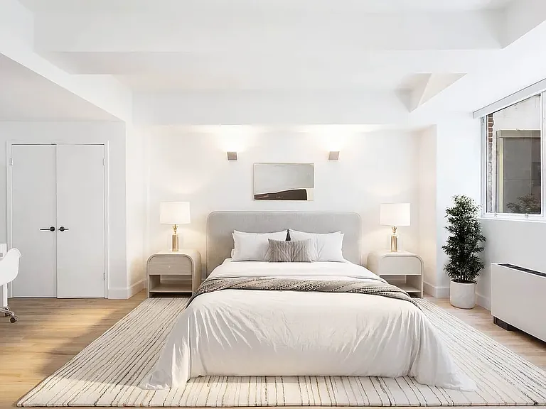 420 W 25th St #1M — Photo 11