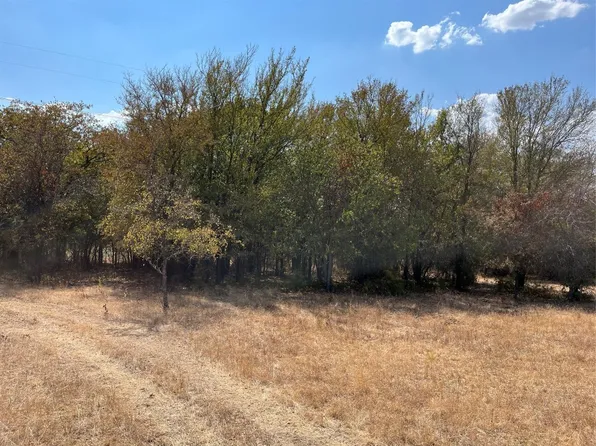 994 County Road 1180, Decatur, TX 76234