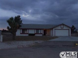 13513 Glacier Cir, Hesperia, CA 92345