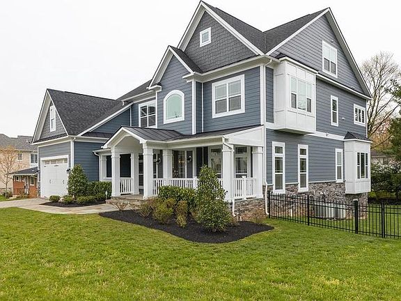 2nd image of 6829 Rosemont Dr