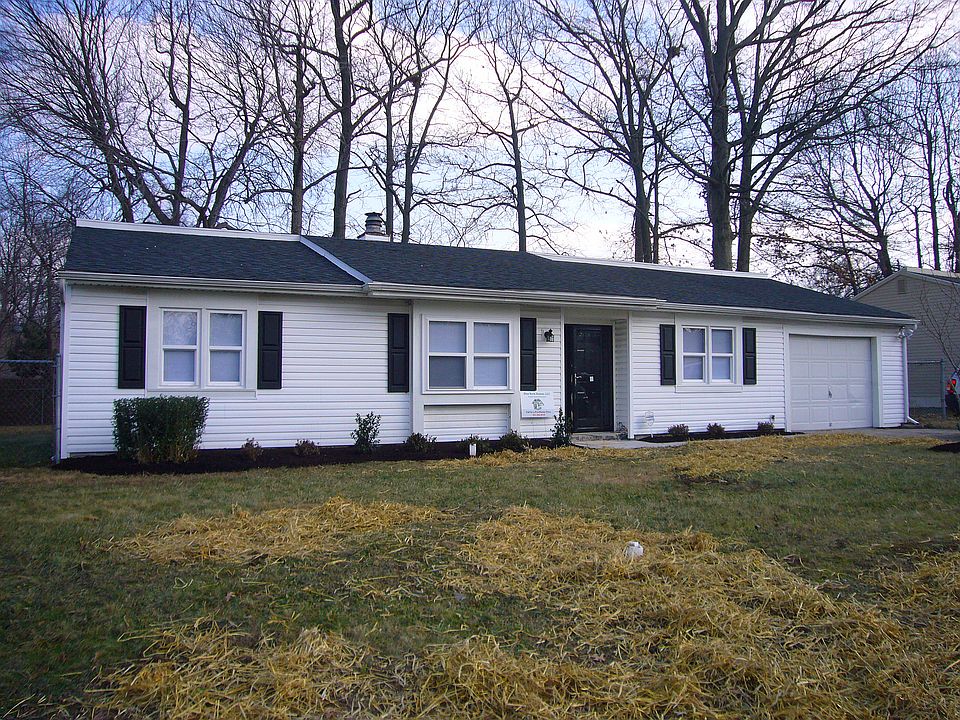 1st image of 105 Piano Dr