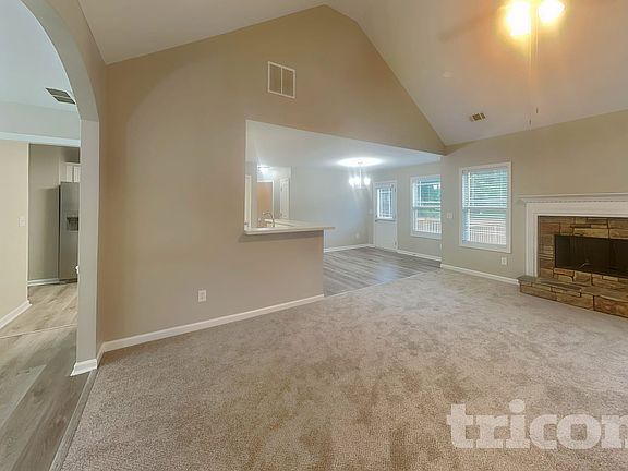 2nd image of 217 Arbor Dr