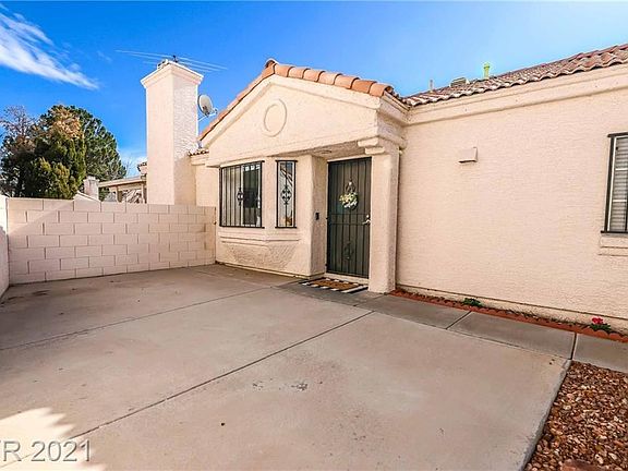 4th image of 7188 Honeysuckle Ct
