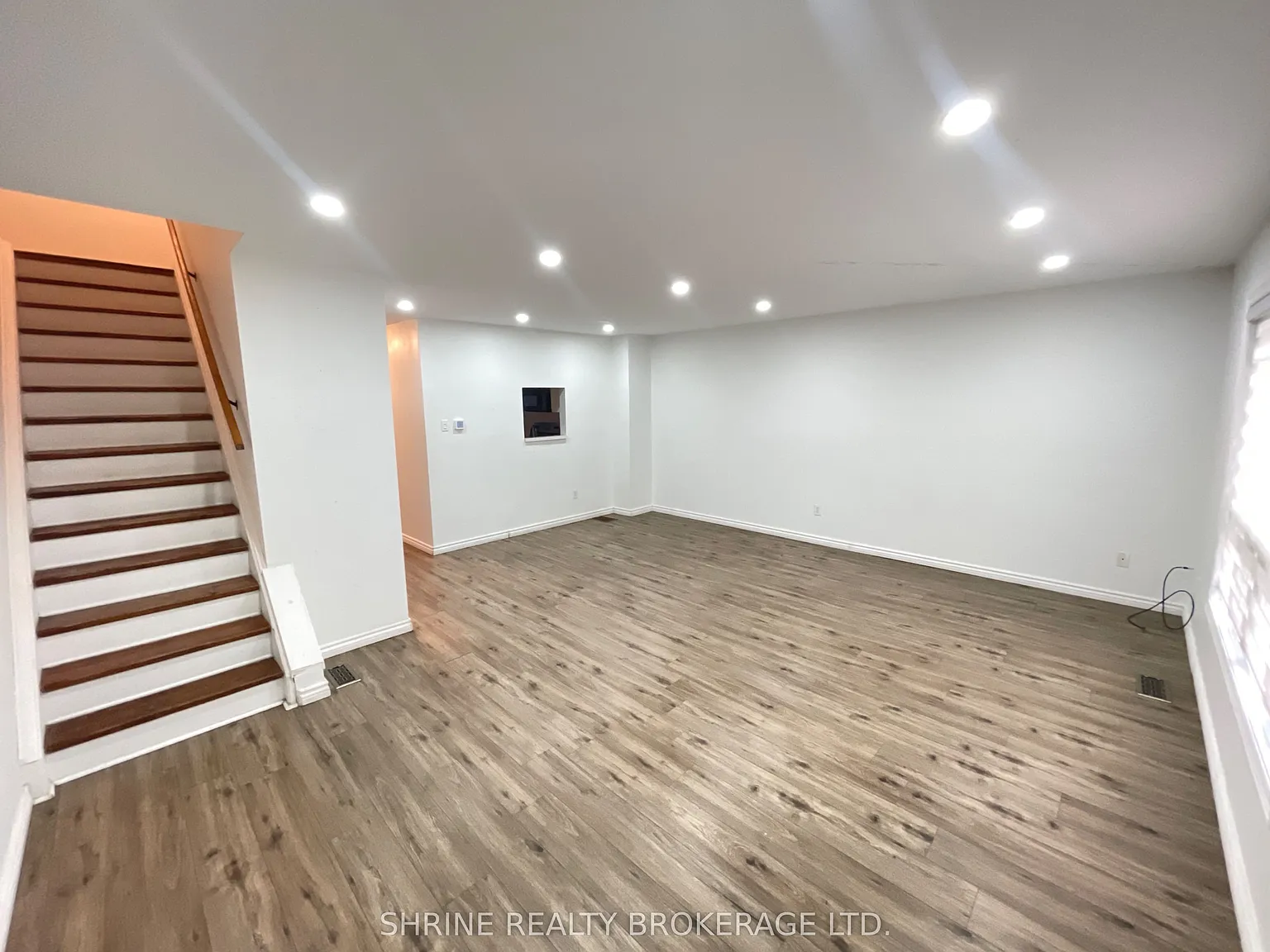 3 bed, $2,200 — Photo 3