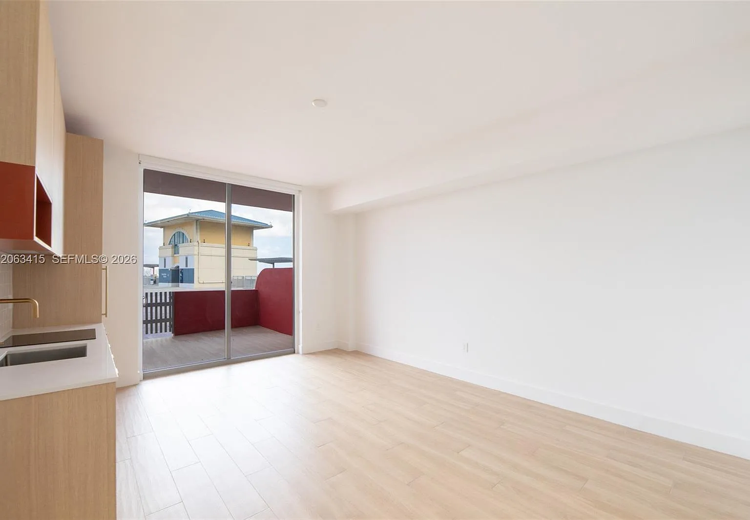 The Standard Residences — Photo 3
