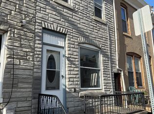 1048 Chestnut St, Reading, PA 19602