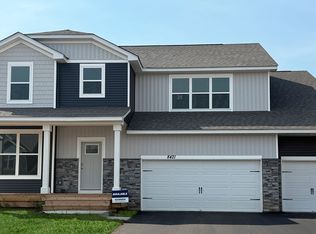 8421 Brumby Trl, Saint Paul, MN 55129
