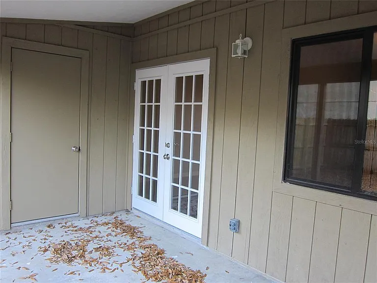 7019 SW 21st Ln — Photo 31