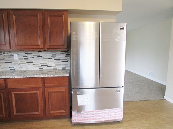 3rd image of 3013 Ezra Ave