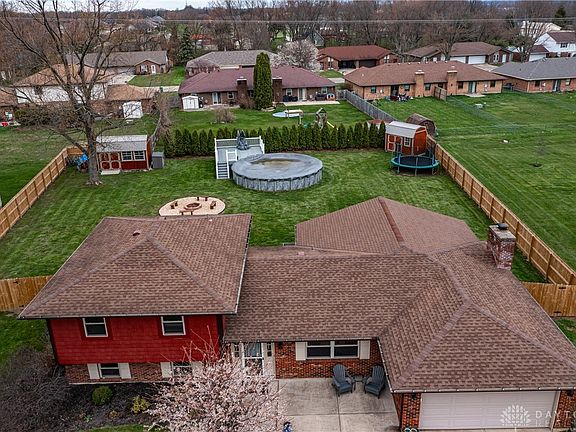 2nd image of 6625 Roberta Dr