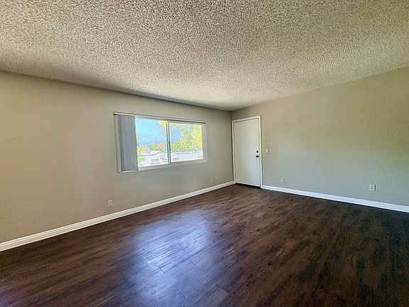 3rd image of 1452 3rd St APT 6
