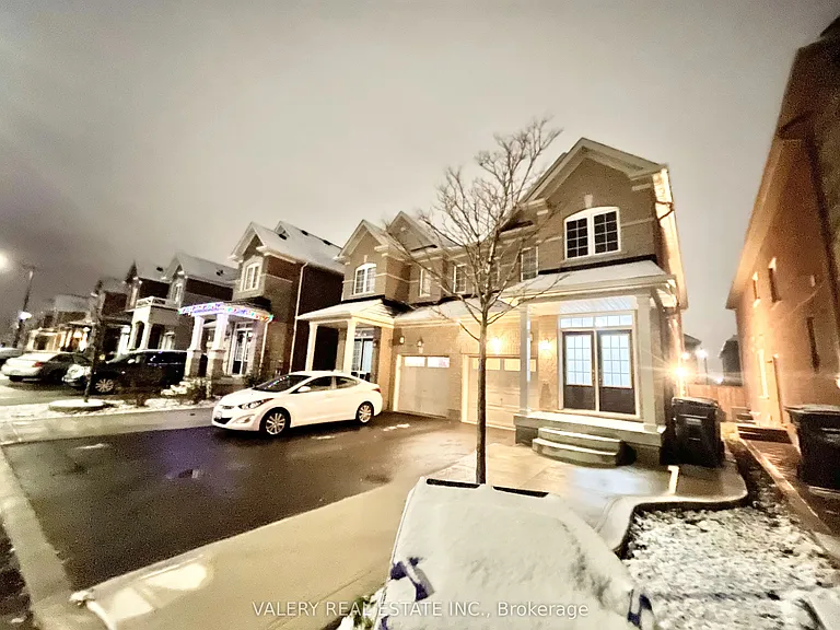 147 Baffin Cres #1 — Photo 1
