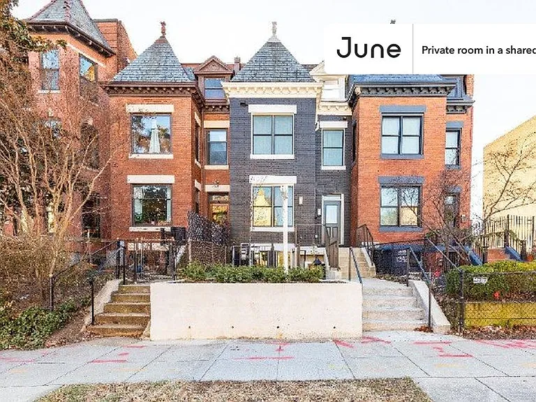 1340 Harvard St NW #B — Photo 23