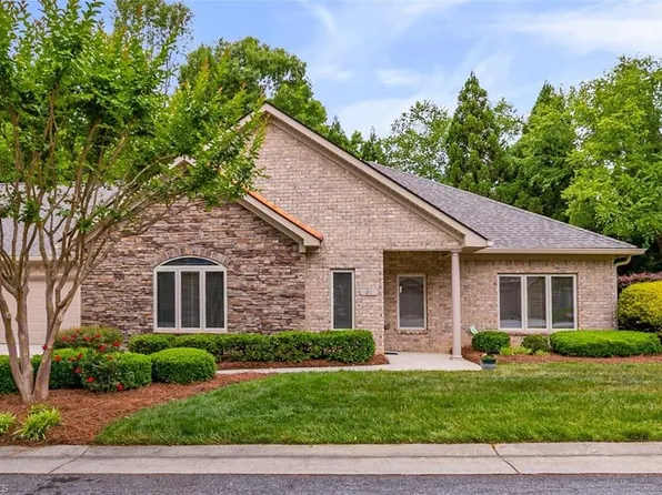 21 Annalisa Dr, Greensboro, NC 27455