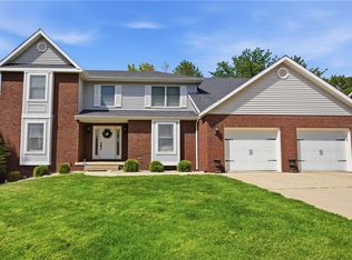 700 Park Hills Dr, Effingham, IL 62401