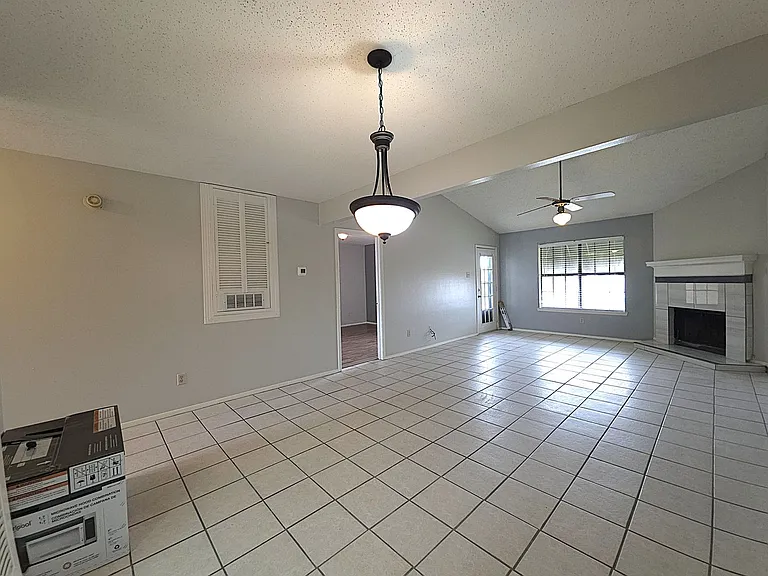 400 W South Town Dr #204 — Photo 16