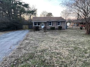 572 Hopper Barker Rd, Jackson, TN 38305