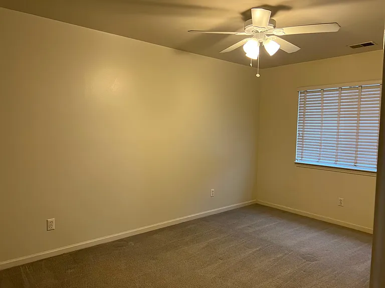16579 E Twelve Mile Rd — Photo 7