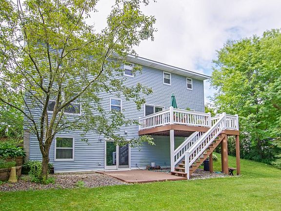 3rd image of 4175 Parkridge Dr