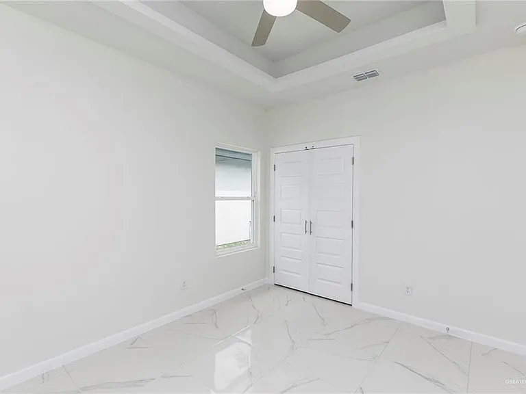 1902 W Violet Dr #4 — Photo 11