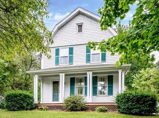 162 Walnut St, Reading, MA 01867