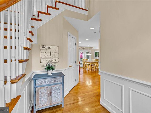 5th image of 6744 Rock Brook Dr
