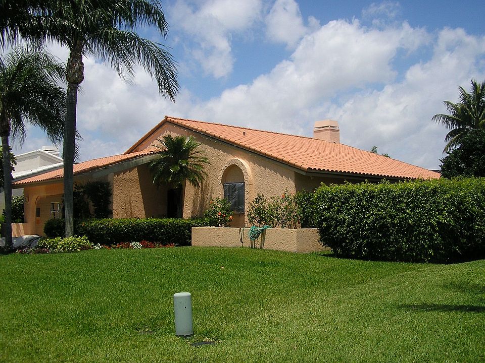 Canal in Boca Lakes Estate