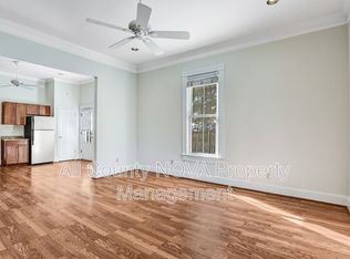 8753 Signal Hill Rd APT 2, Manassas, VA 20110