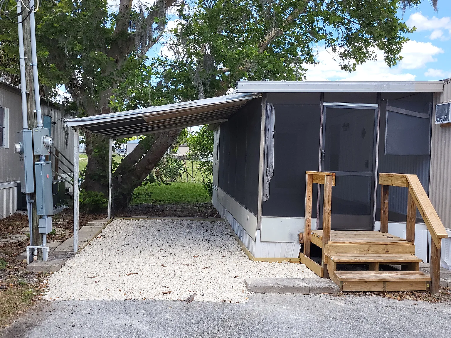 3 bed, 1200 sqft, $1,525 — Photo 4