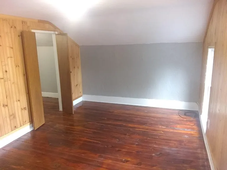605 Spring St — Photo 5