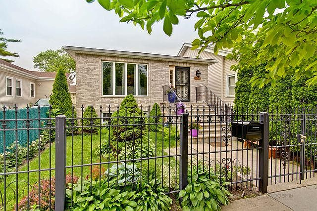 1st image of 4107 N Melvina Ave