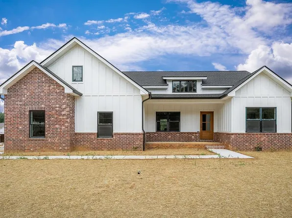 115 Friendship Dr, Livingston, TN 38570