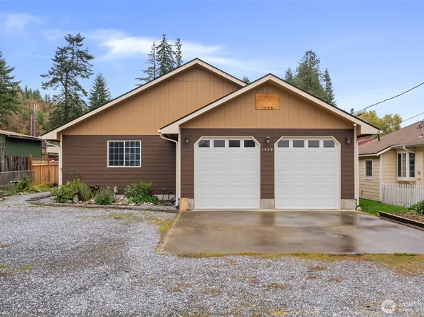 1308 St Helens Avenue, Centralia, WA 98531