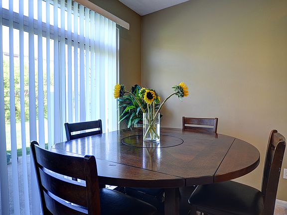 4th image of 9249 Great Lakes Cir