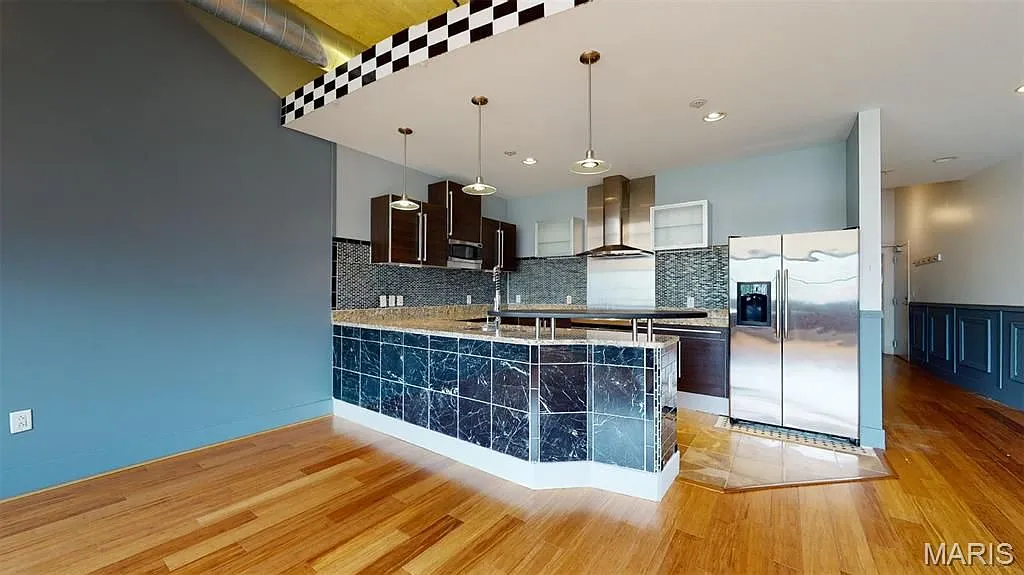 4100 Forest Park Ave — Photo 2